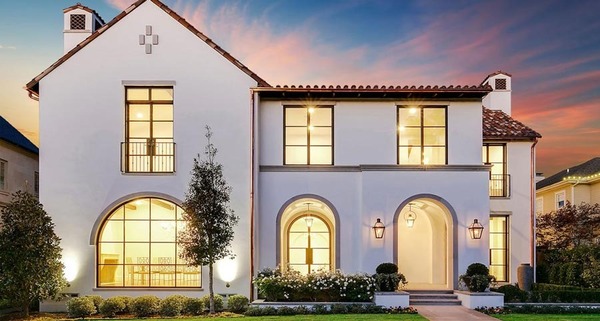 Biệt thự 2 tầng được thiết kế tối ưu công năng