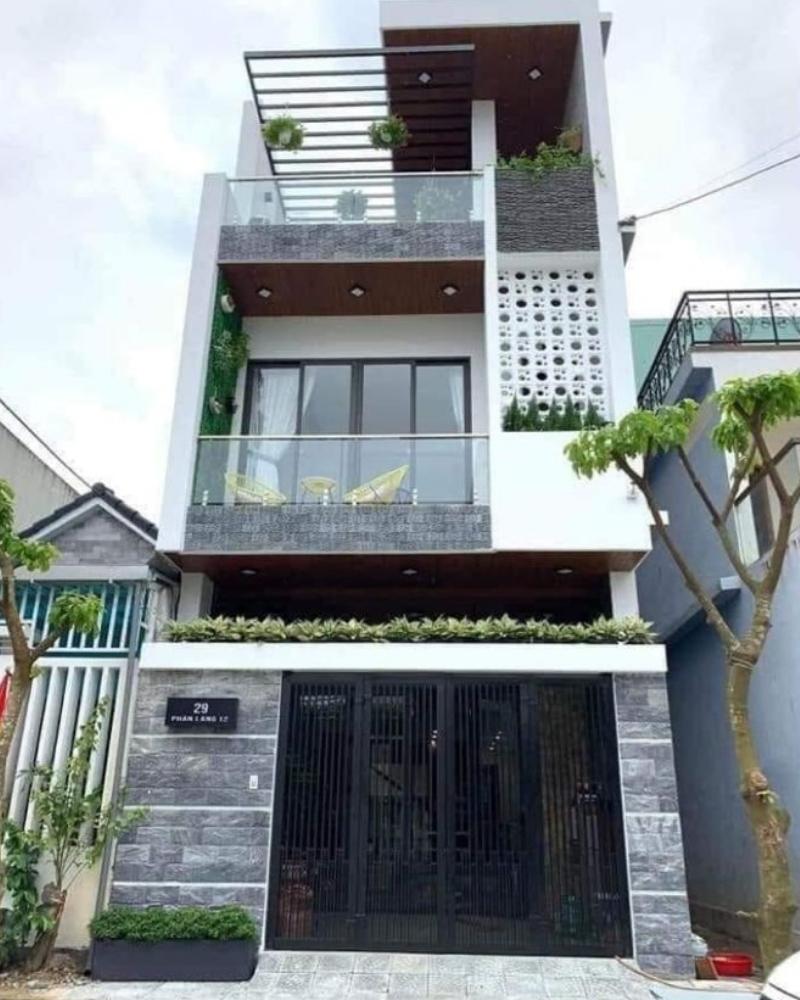 Nhà 3 tầng 1 tum tân cổ điển sang trọng